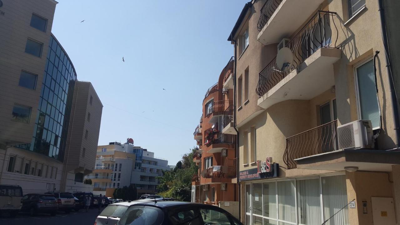 Perla Apartments ネセバル エクステリア 写真