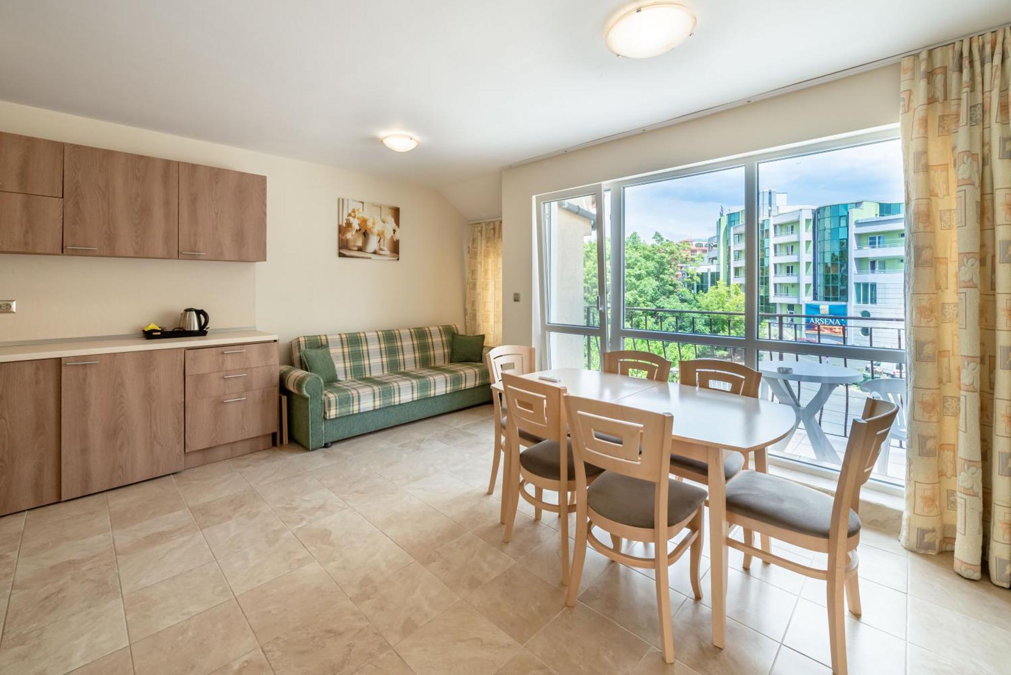 Perla Apartments ネセバル エクステリア 写真